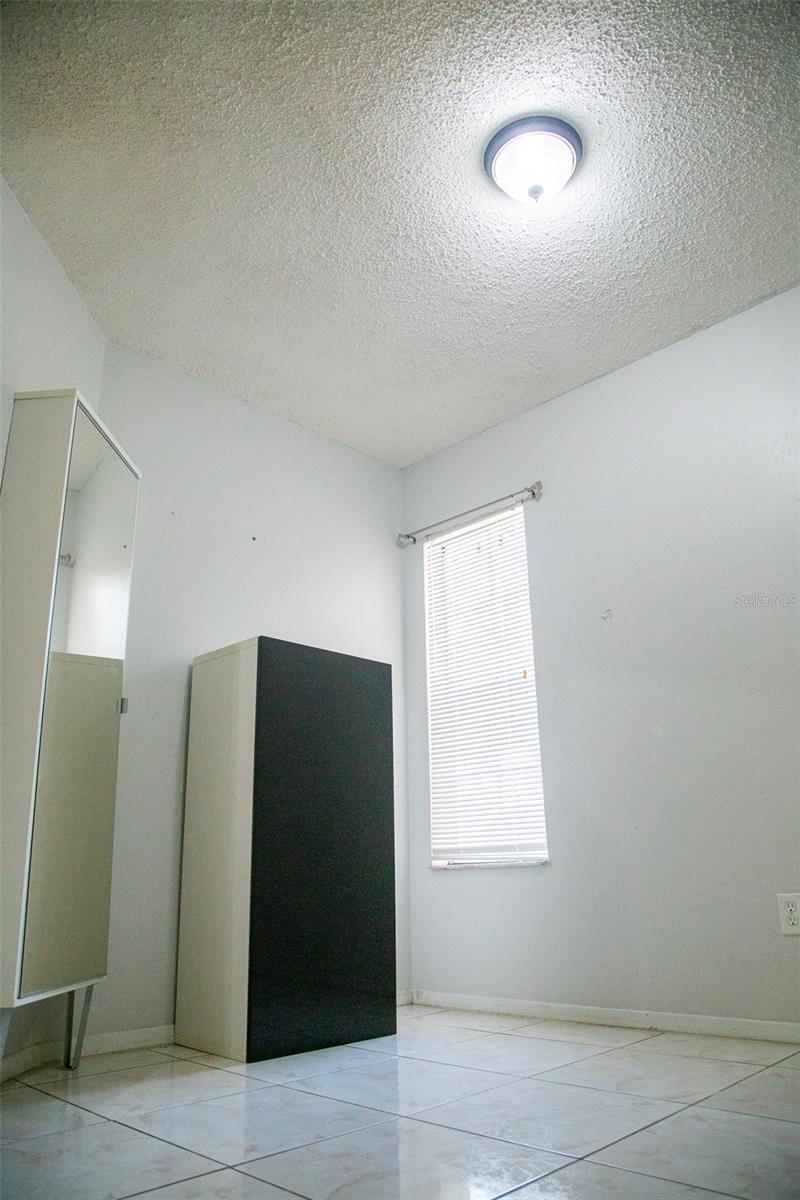 Image 22 of 54 For 618 Berks Court