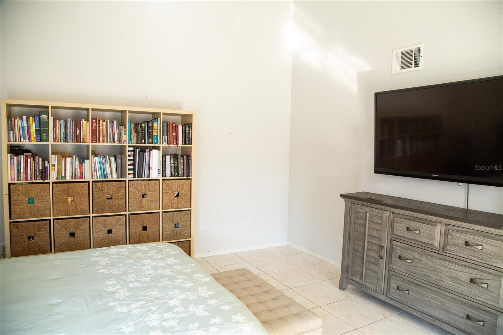 Image 30 of 54 For 618 Berks Court