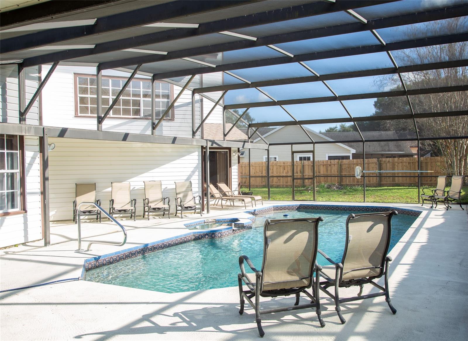 Image 47 of 54 For 618 Berks Court