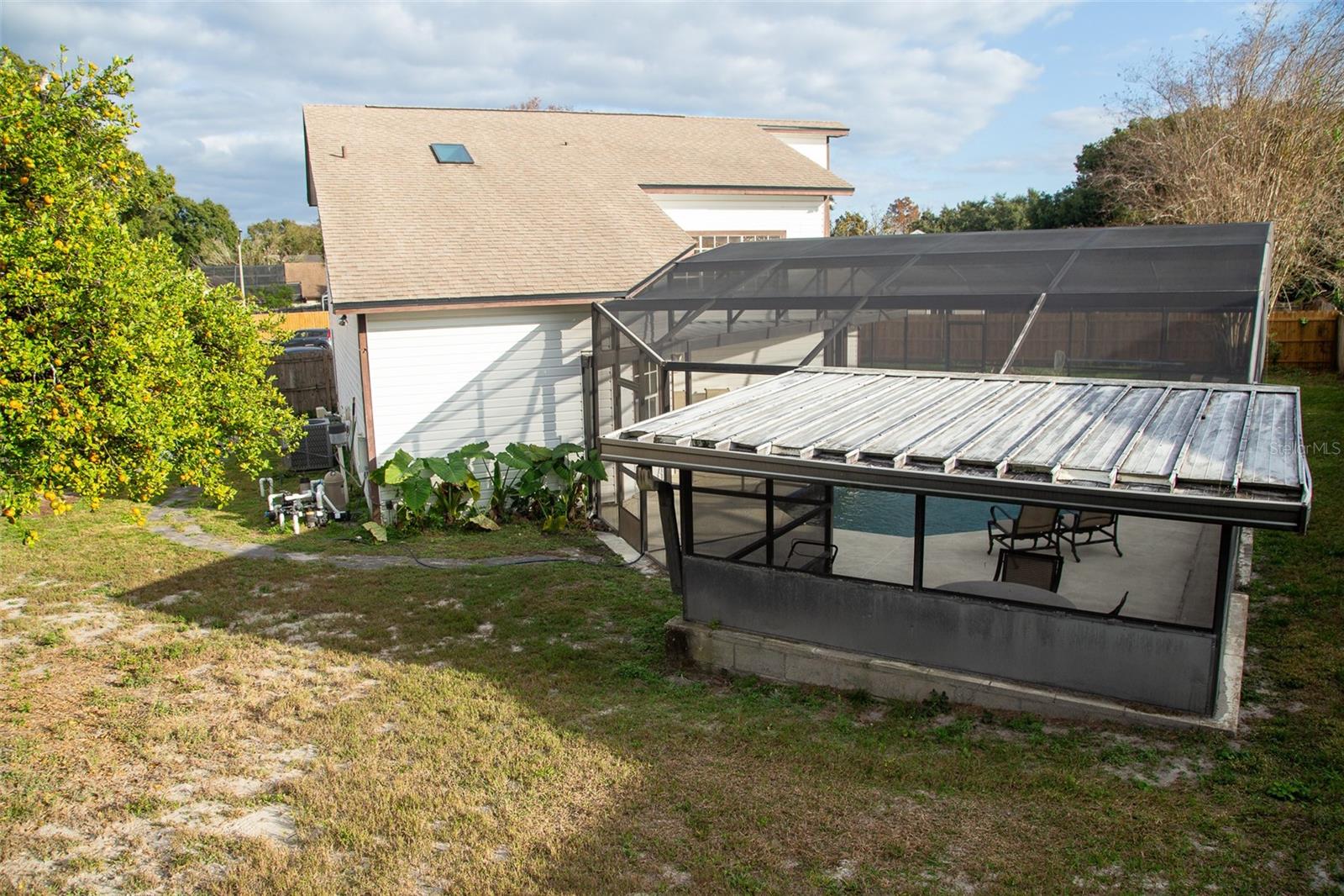 Image 52 of 54 For 618 Berks Court