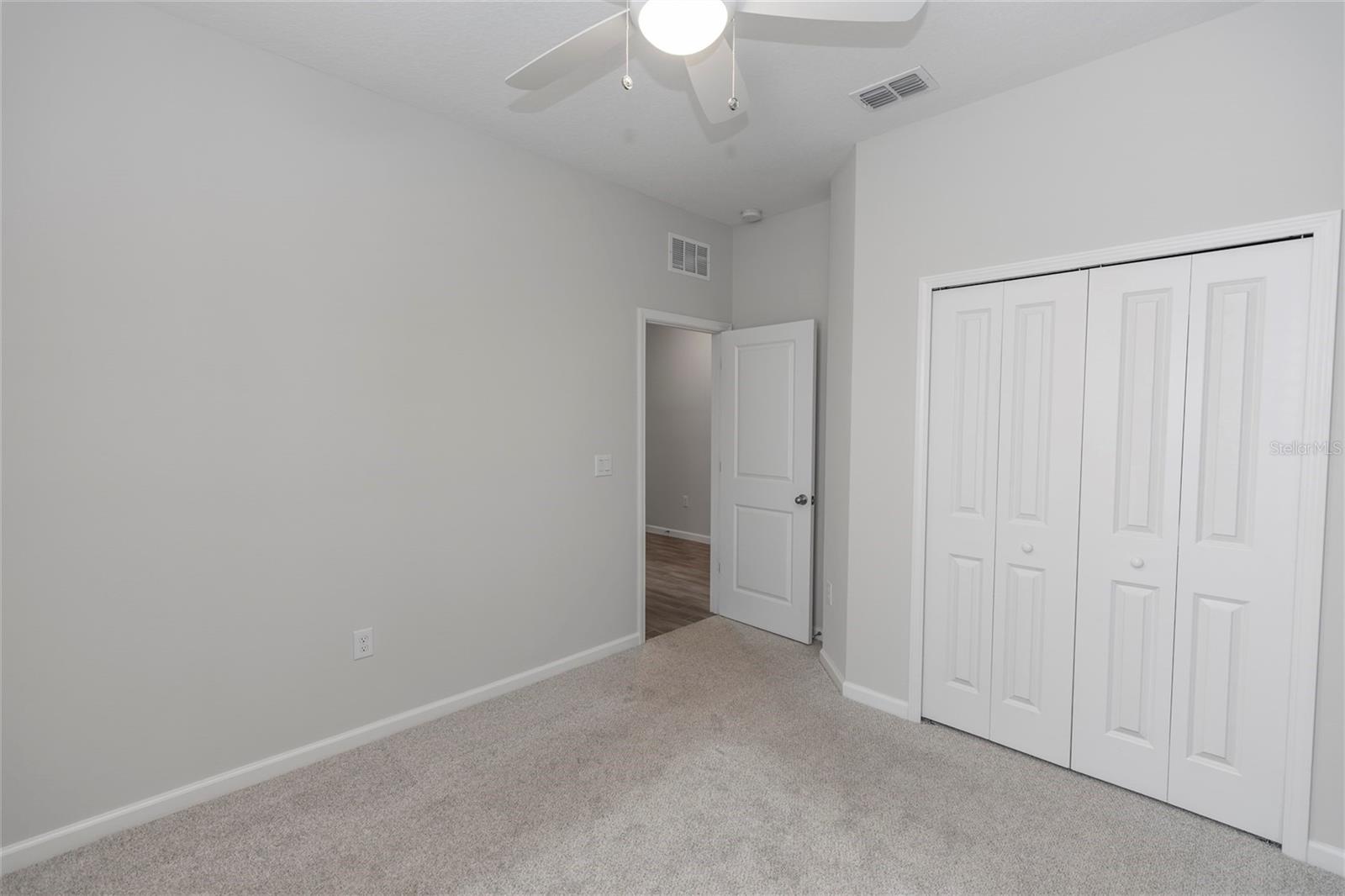 Image 23 of 42 For 3509 Yarian Drive