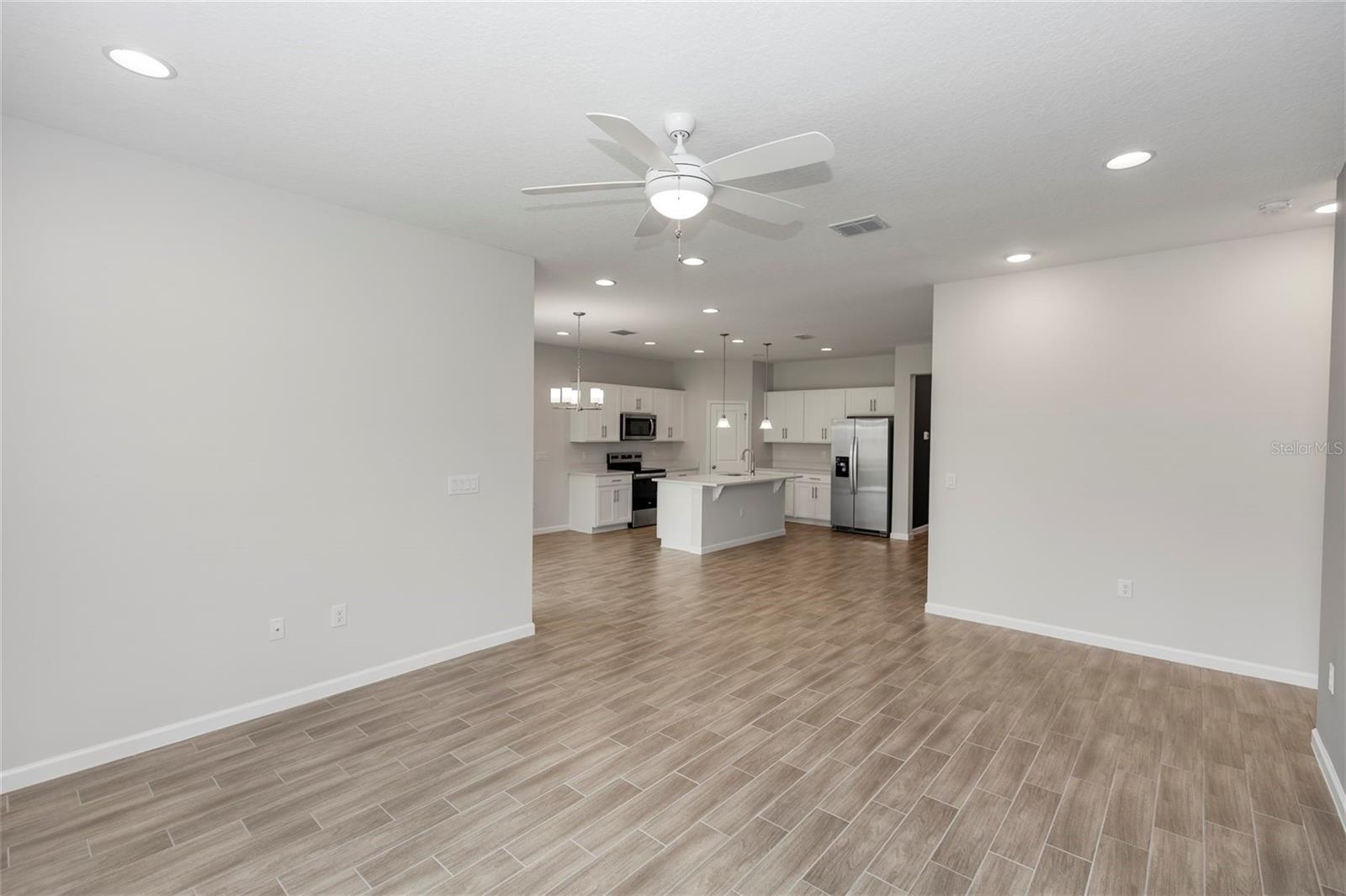 Image 6 of 42 For 3509 Yarian Drive