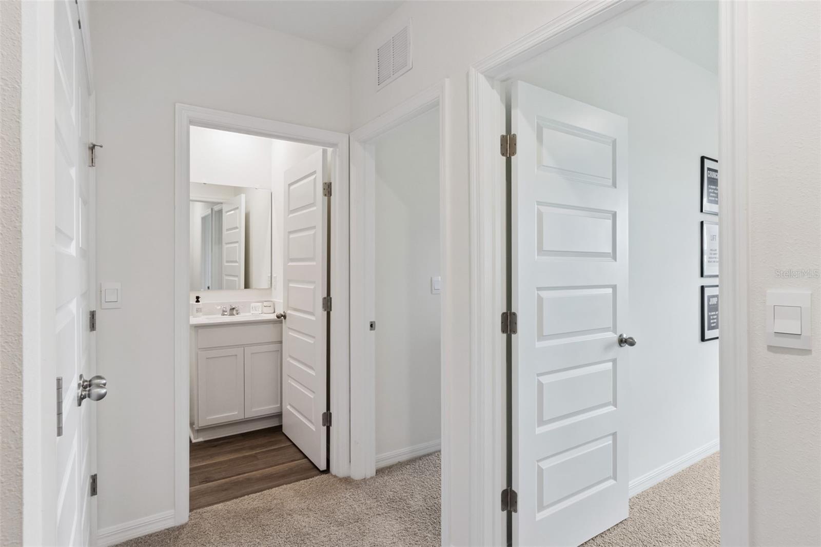 Image 17 of 30 For 4356 Butterscotch Circle