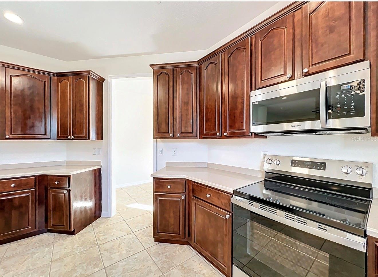 Image 21 of 66 For 10817 Masters Drive