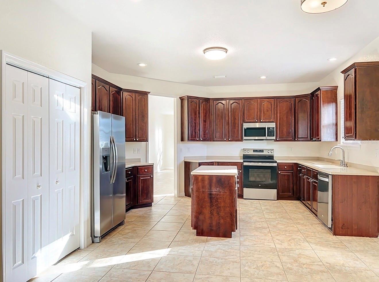 Image 24 of 66 For 10817 Masters Drive