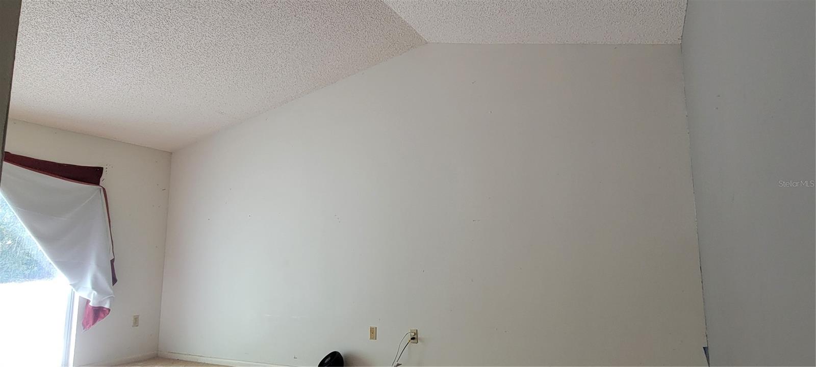 Image 17 of 25 For 4015 Bianca Street