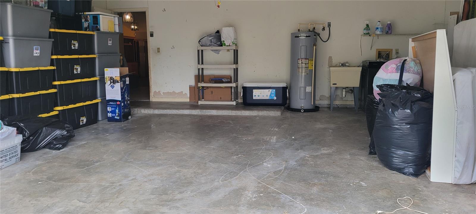 Image 21 of 25 For 4015 Bianca Street