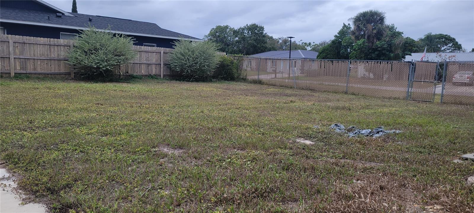 Image 24 of 25 For 4015 Bianca Street