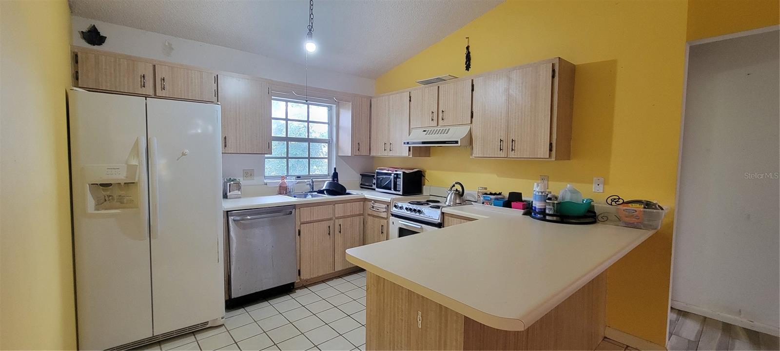 Image 8 of 25 For 4015 Bianca Street