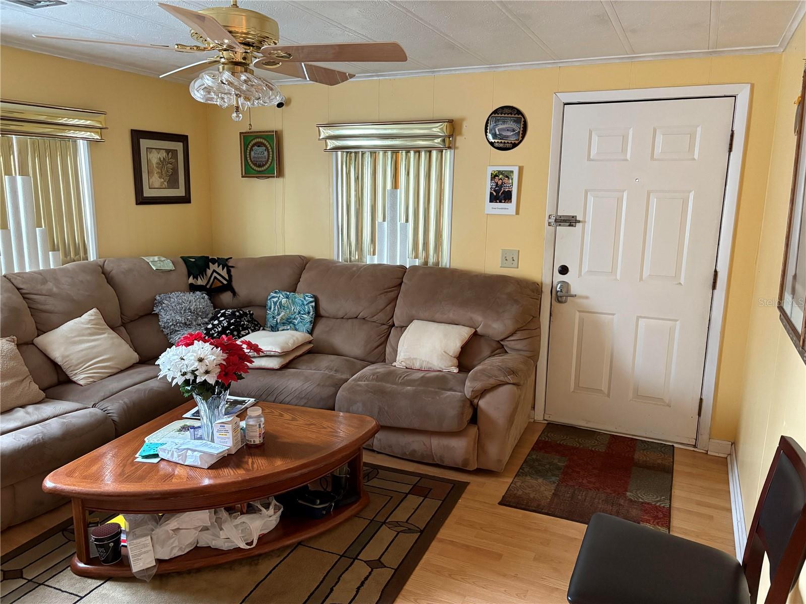 Image 9 of 17 For 304 Eron Way 2