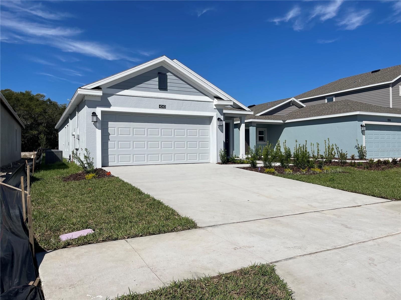 Image 2 of 31 For 4343 Twisted Twig Bend