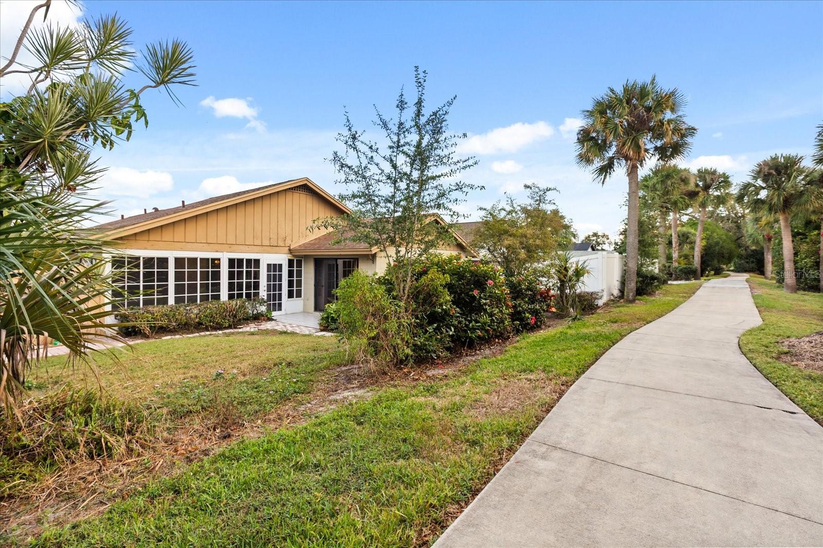 Image 28 of 39 For 2674 Shadybranch Drive