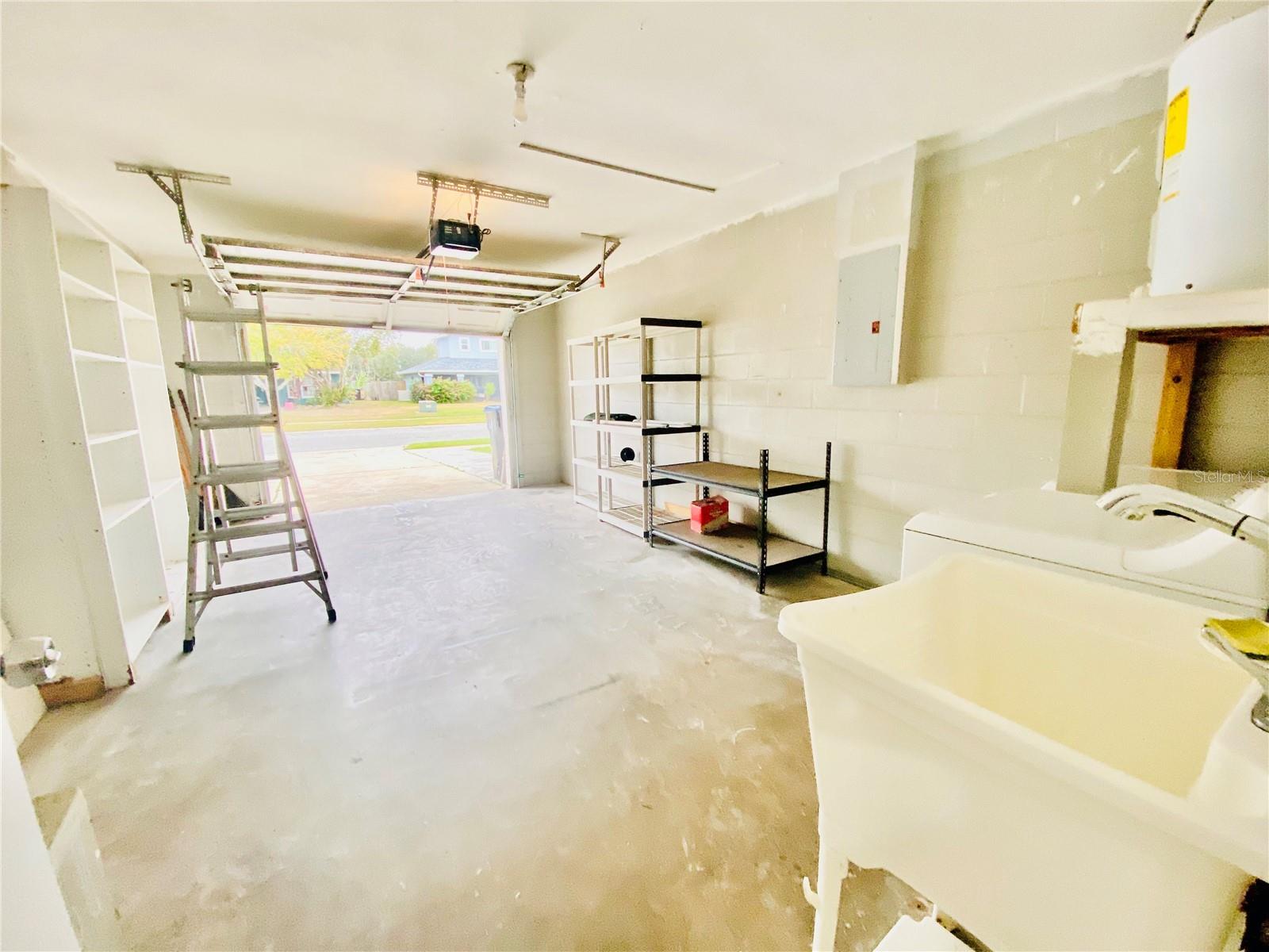 Image 17 of 24 For 378 Chicago Woods Circle