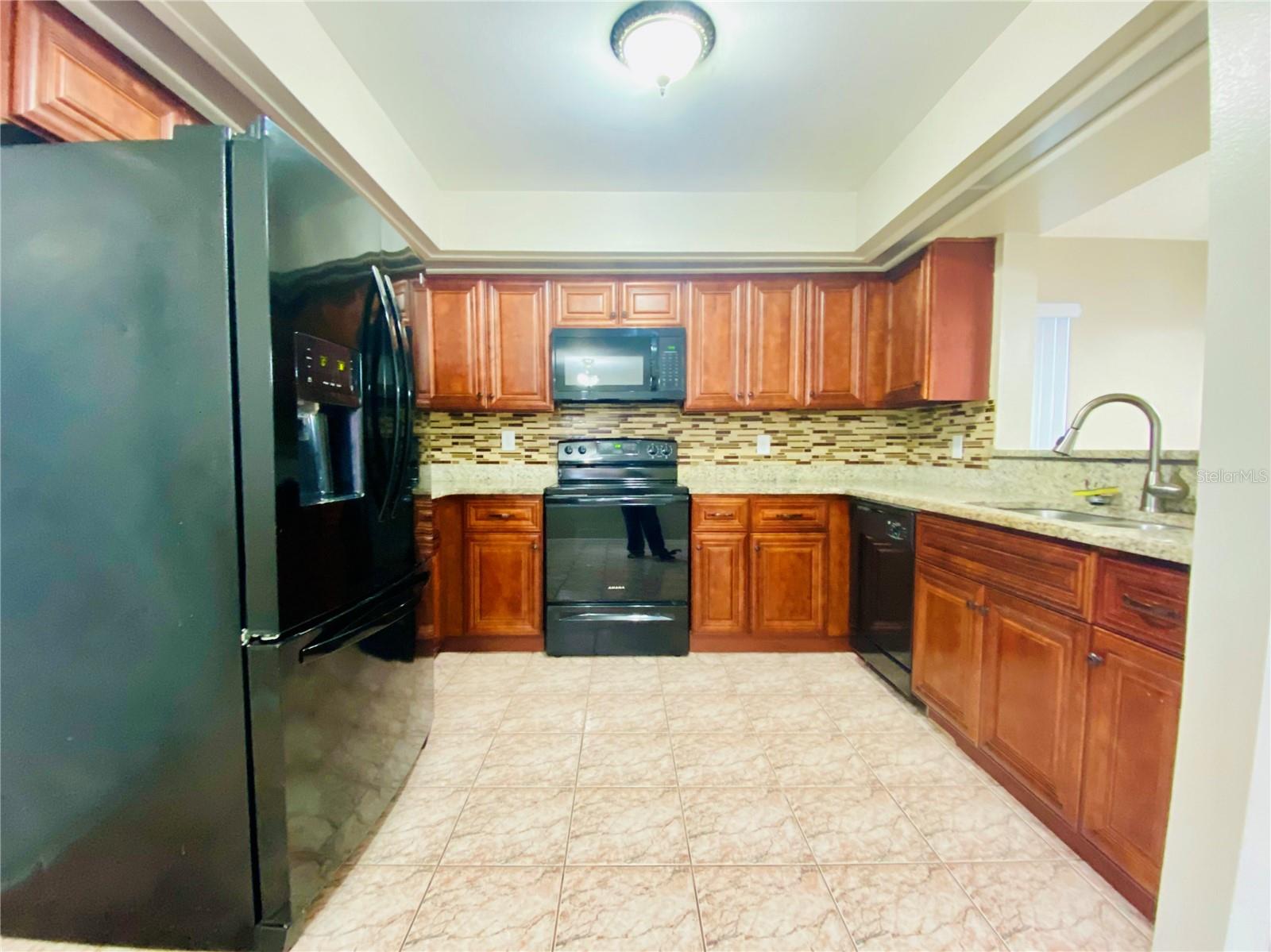 Image 5 of 24 For 378 Chicago Woods Circle