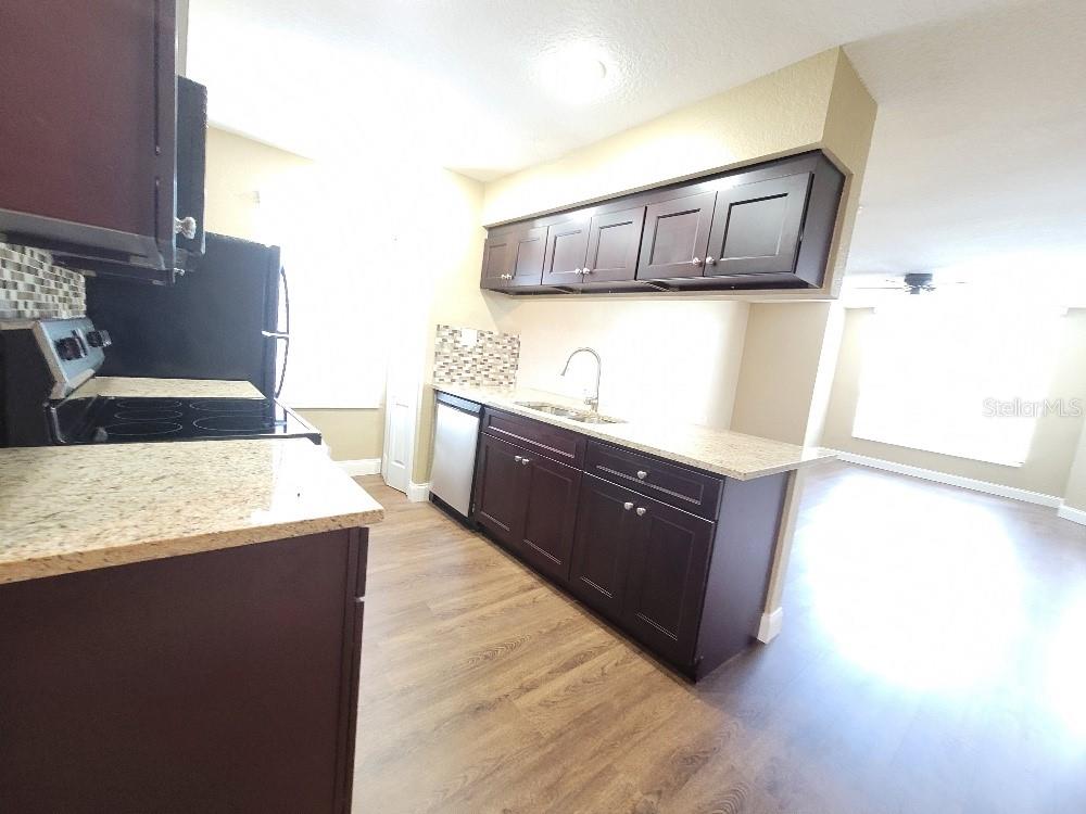 Image 7 of 23 For 2310 Prime Circle B