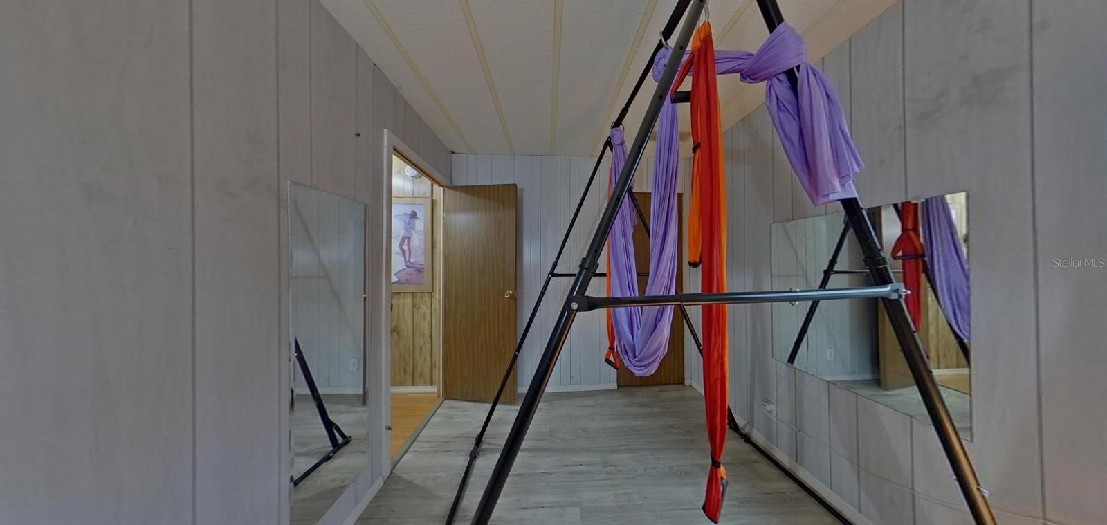 Image 21 of 28 For 5350 Monroe Avenue