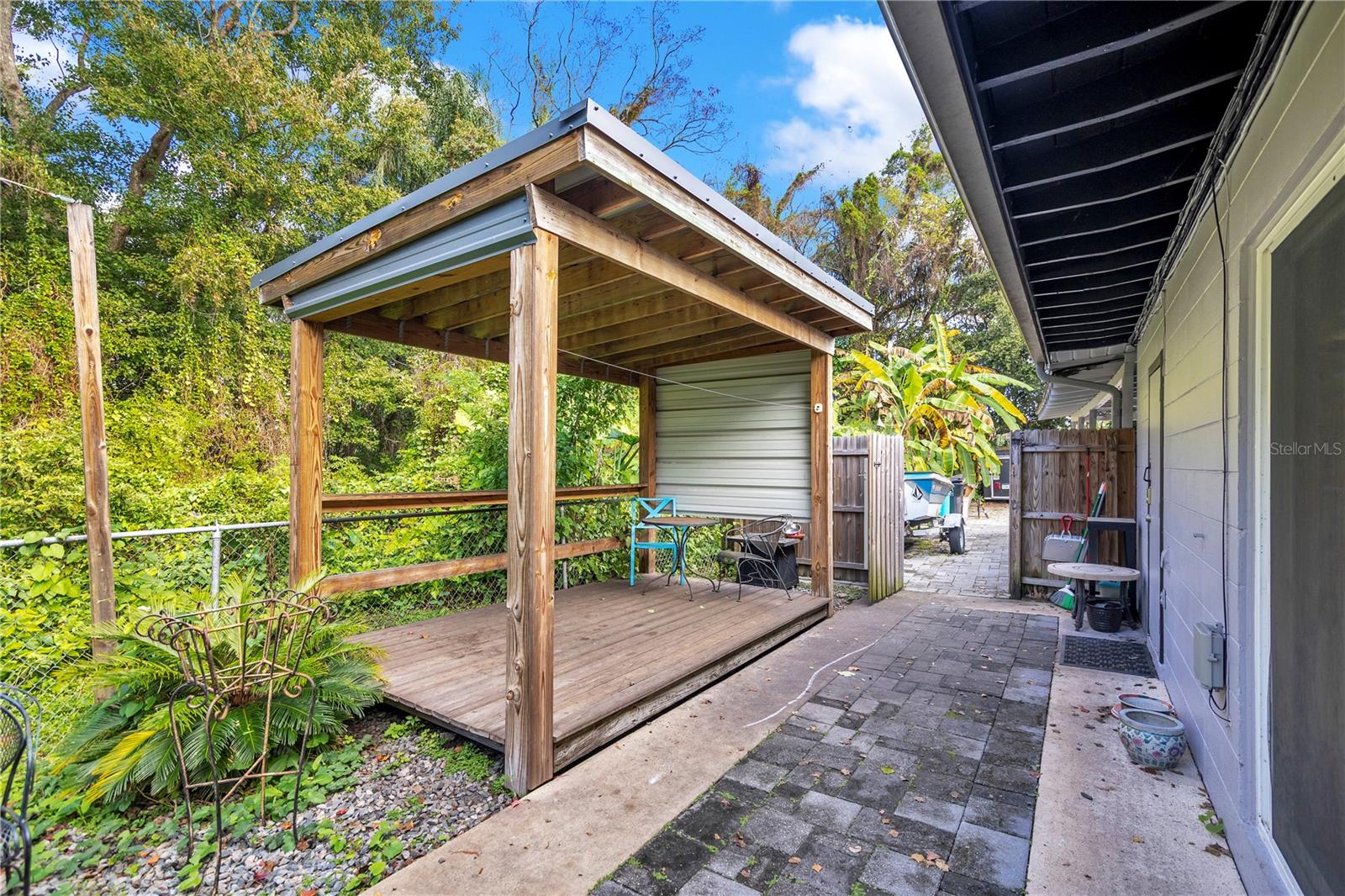 Image 15 of 24 For 230 Hazard Street