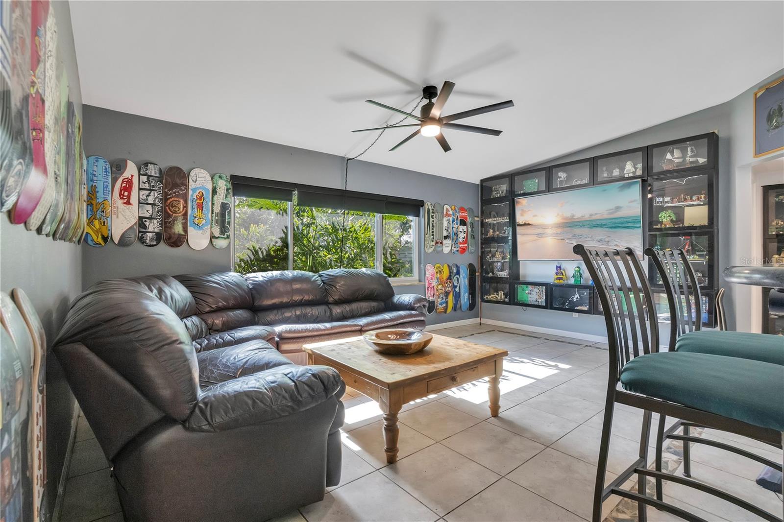 Image 6 of 24 For 230 Hazard Street