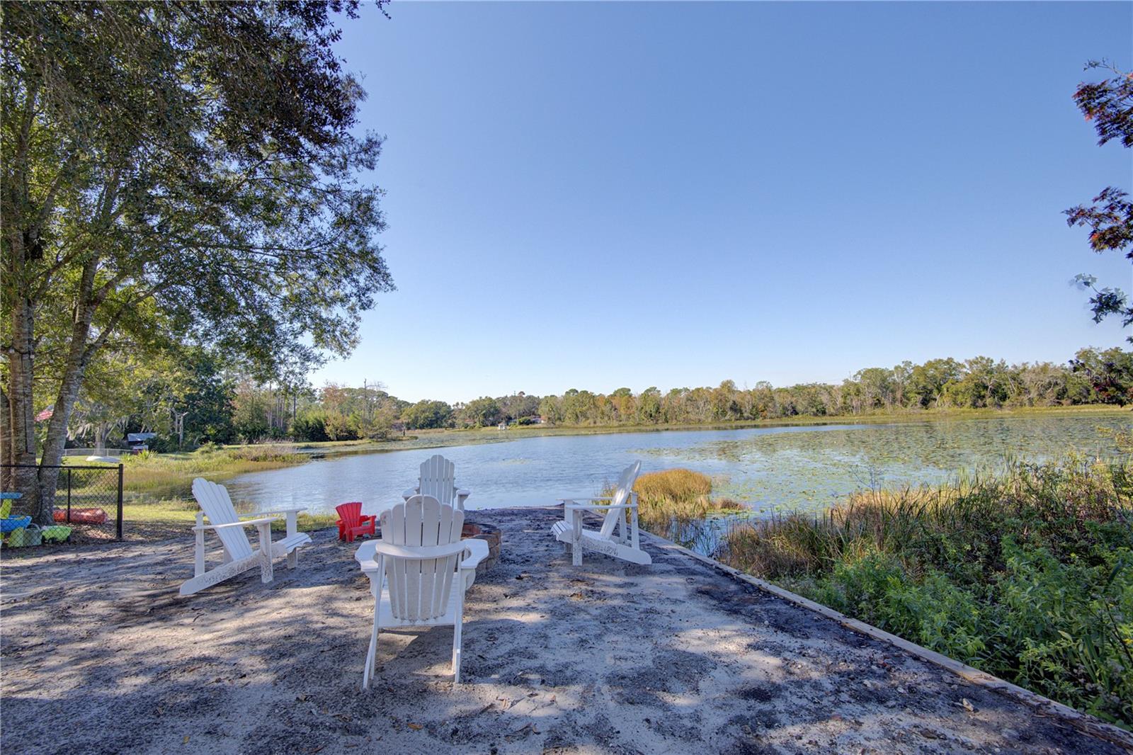 Image 3 of 54 For 4144 Pelee Street