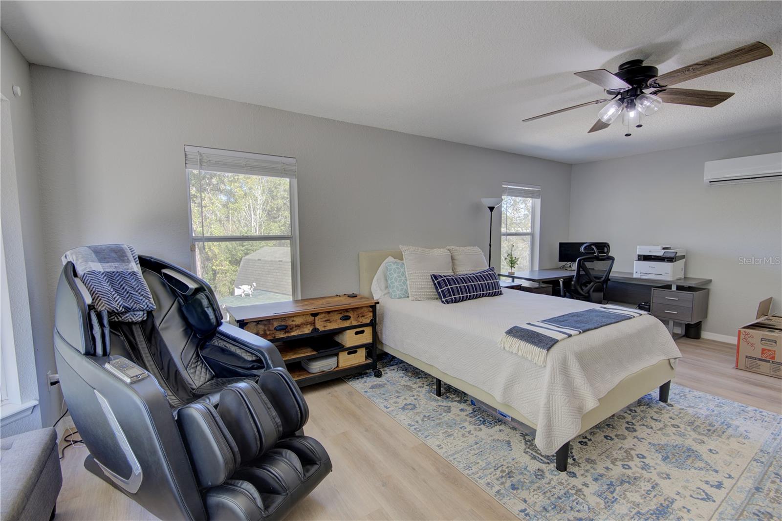 Image 35 of 54 For 4144 Pelee Street