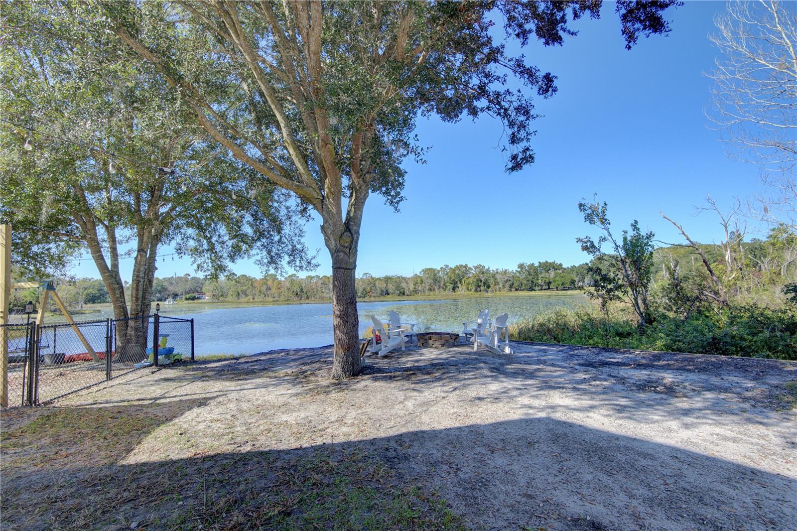 Image 44 of 54 For 4144 Pelee Street