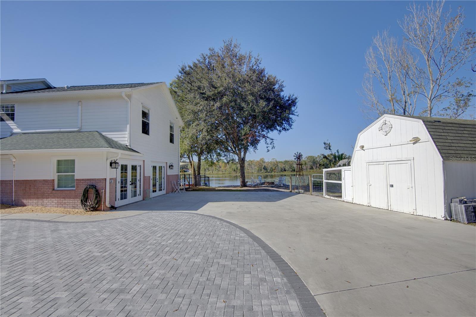 Image 48 of 54 For 4144 Pelee Street