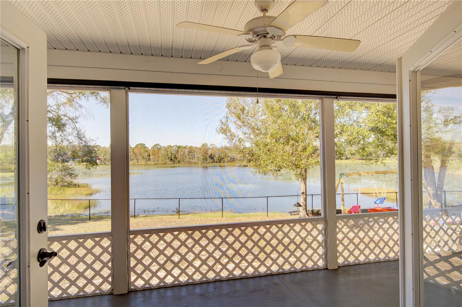 Image 7 of 54 For 4144 Pelee Street