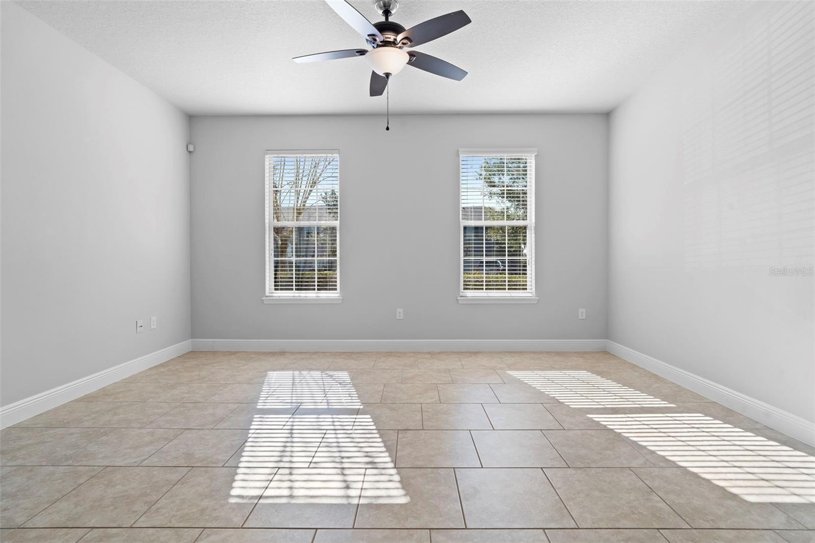 Image 15 of 51 For 15549 Waterleigh Cove Drive