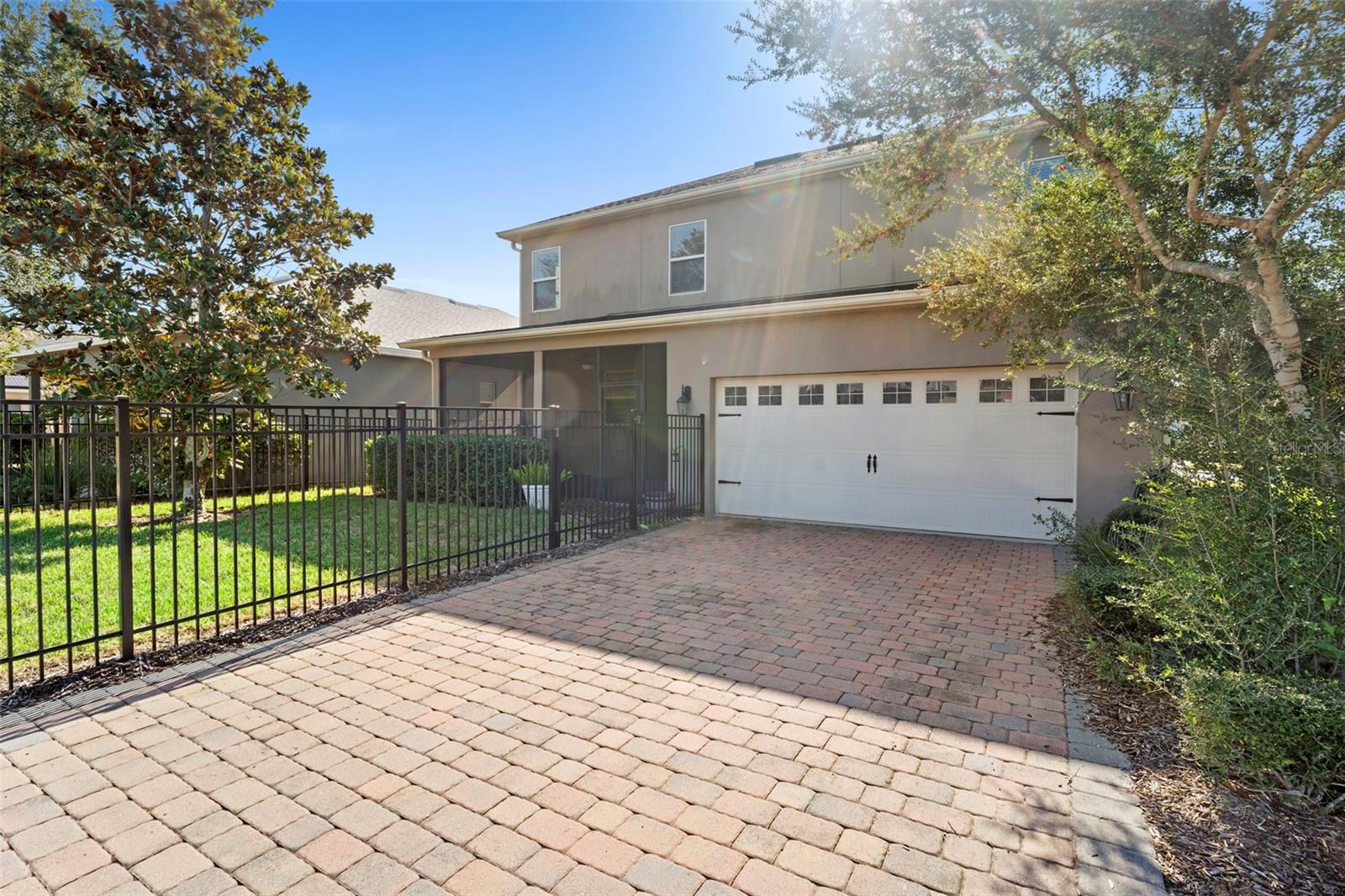 Image 27 of 51 For 15549 Waterleigh Cove Drive