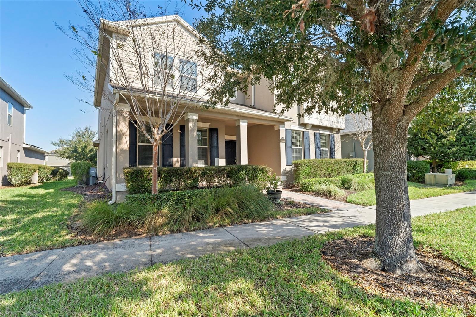 Image 3 of 51 For 15549 Waterleigh Cove Drive