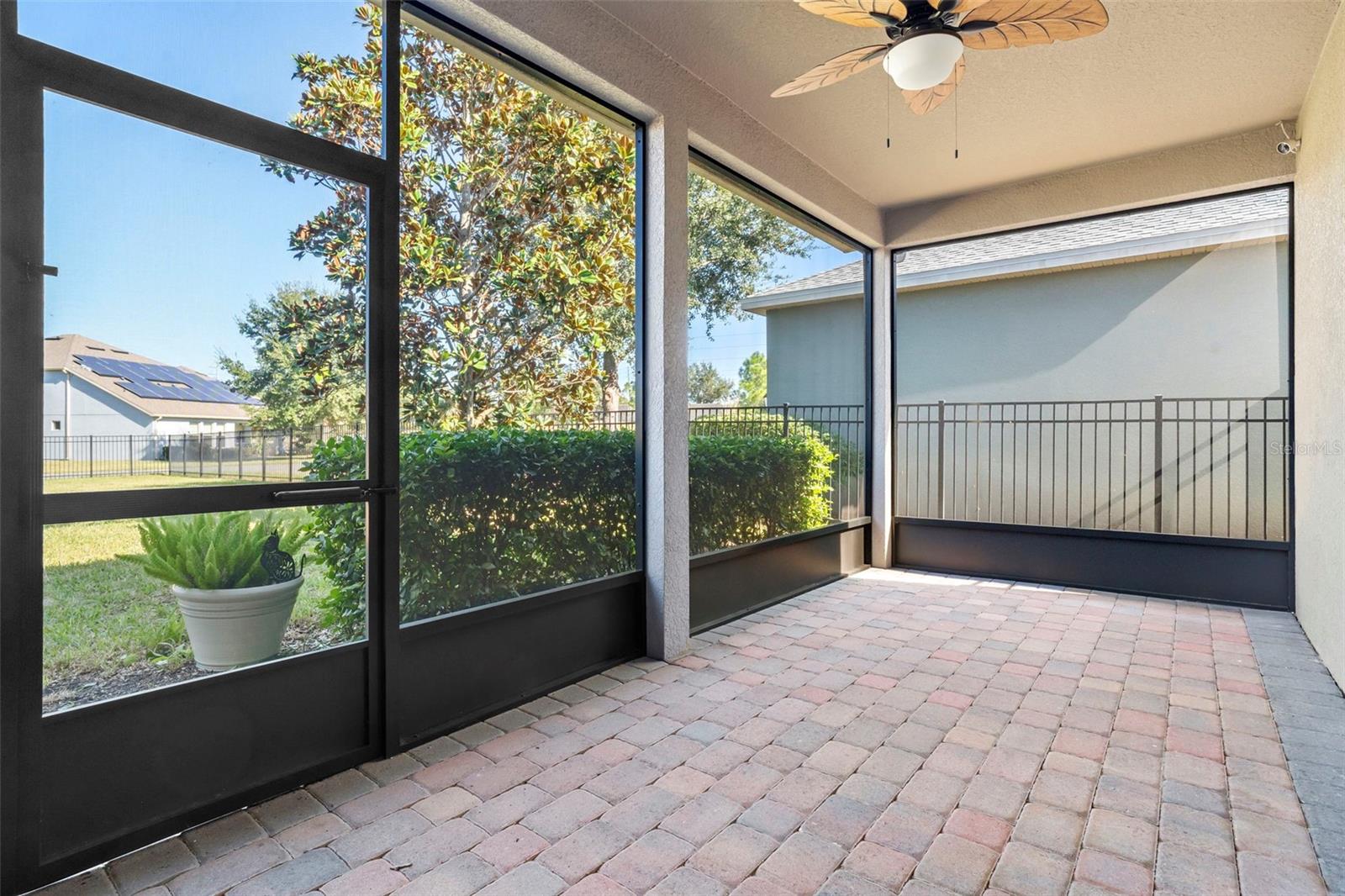 Image 5 of 51 For 15549 Waterleigh Cove Drive