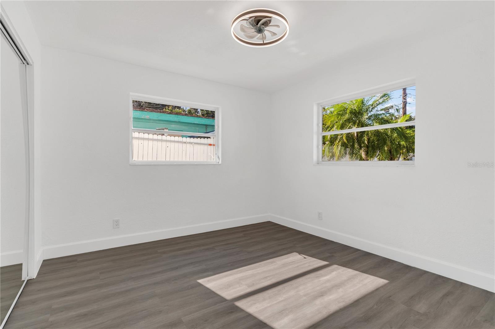 Image 16 of 33 For 11598 Ridge Road