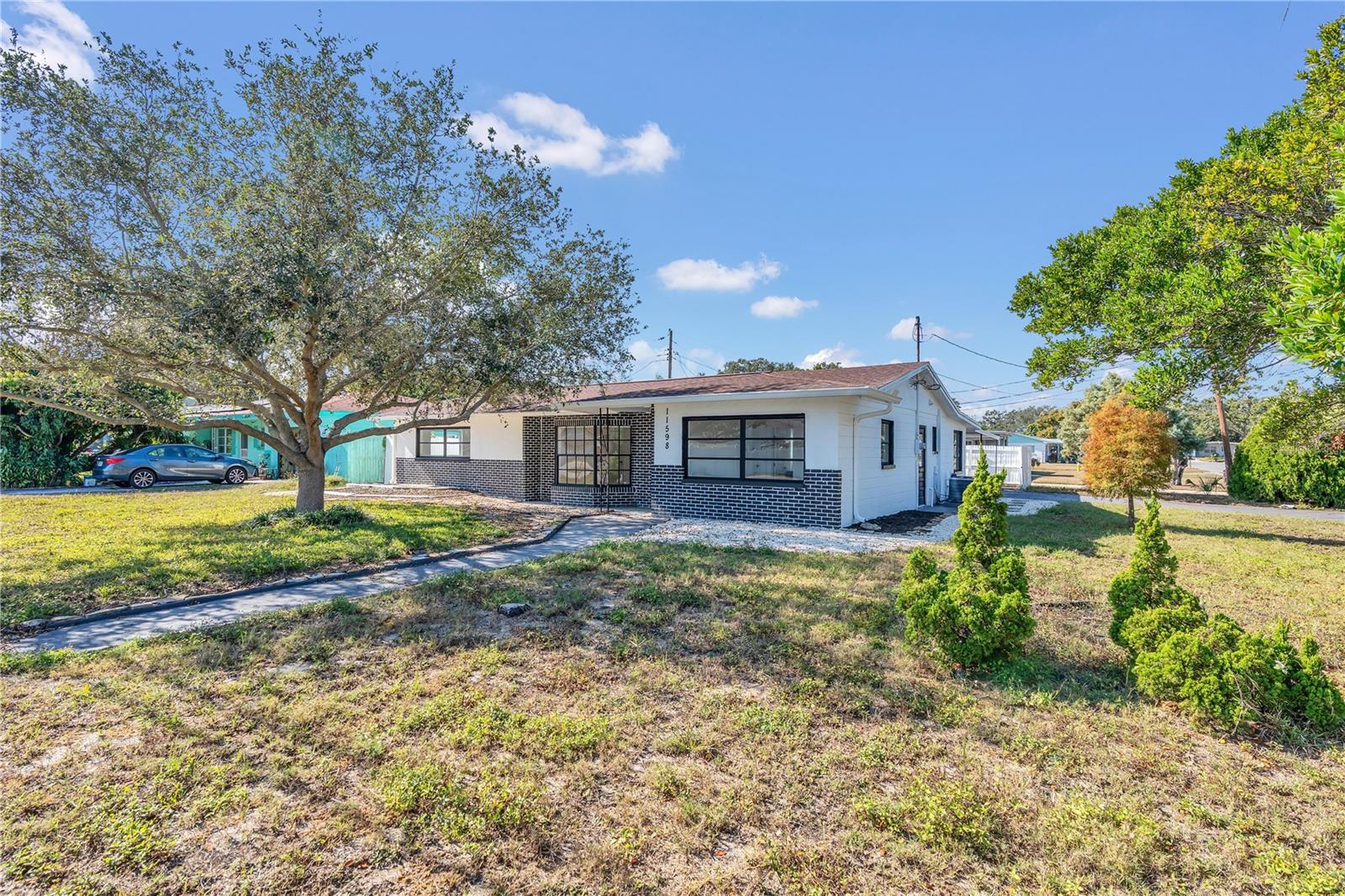 Image 24 of 33 For 11598 Ridge Road