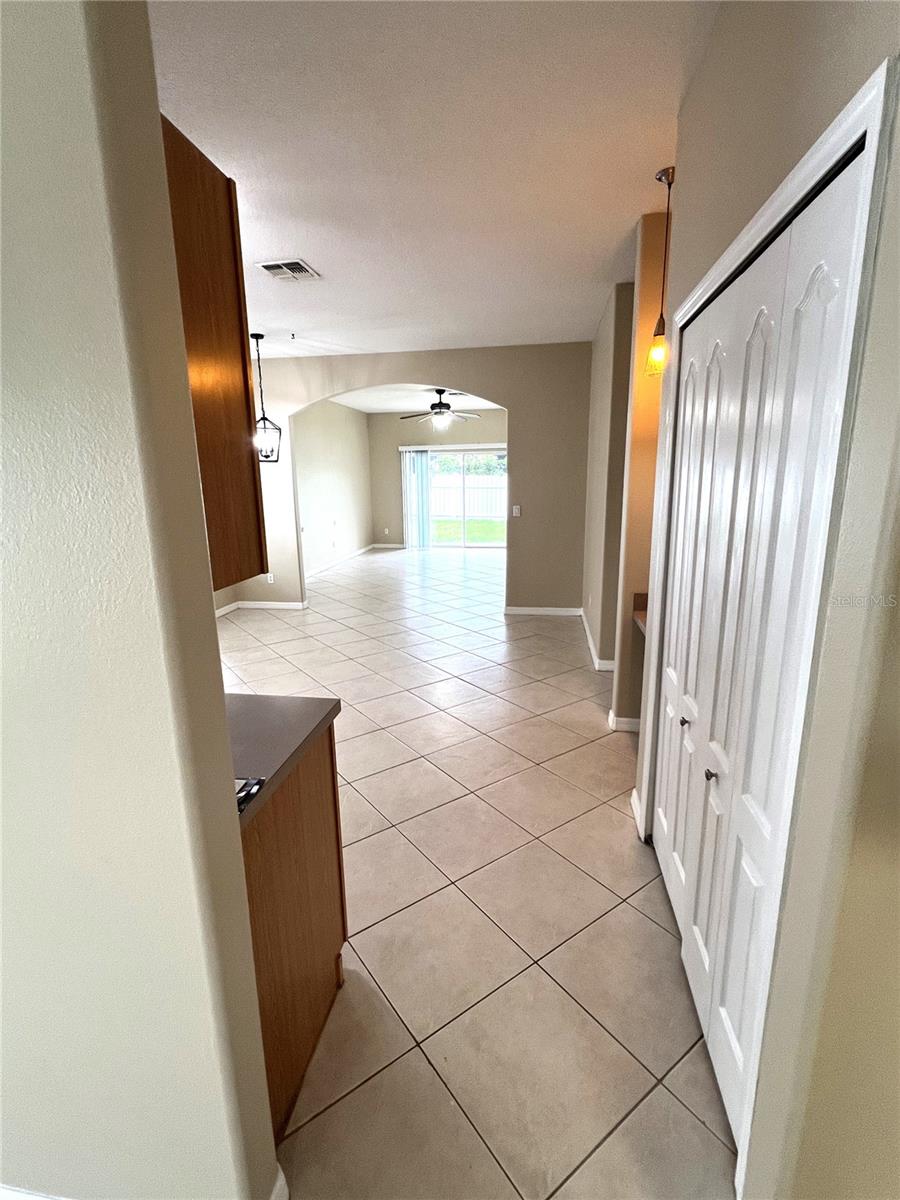 Image 10 of 22 For 400 Casting Court