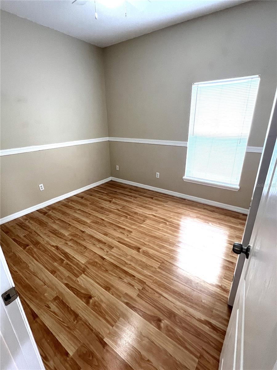 Image 16 of 22 For 400 Casting Court