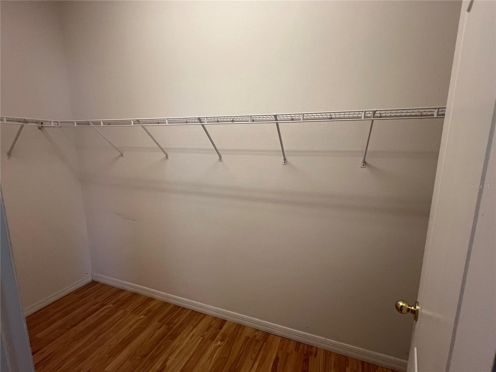 Image 20 of 22 For 400 Casting Court