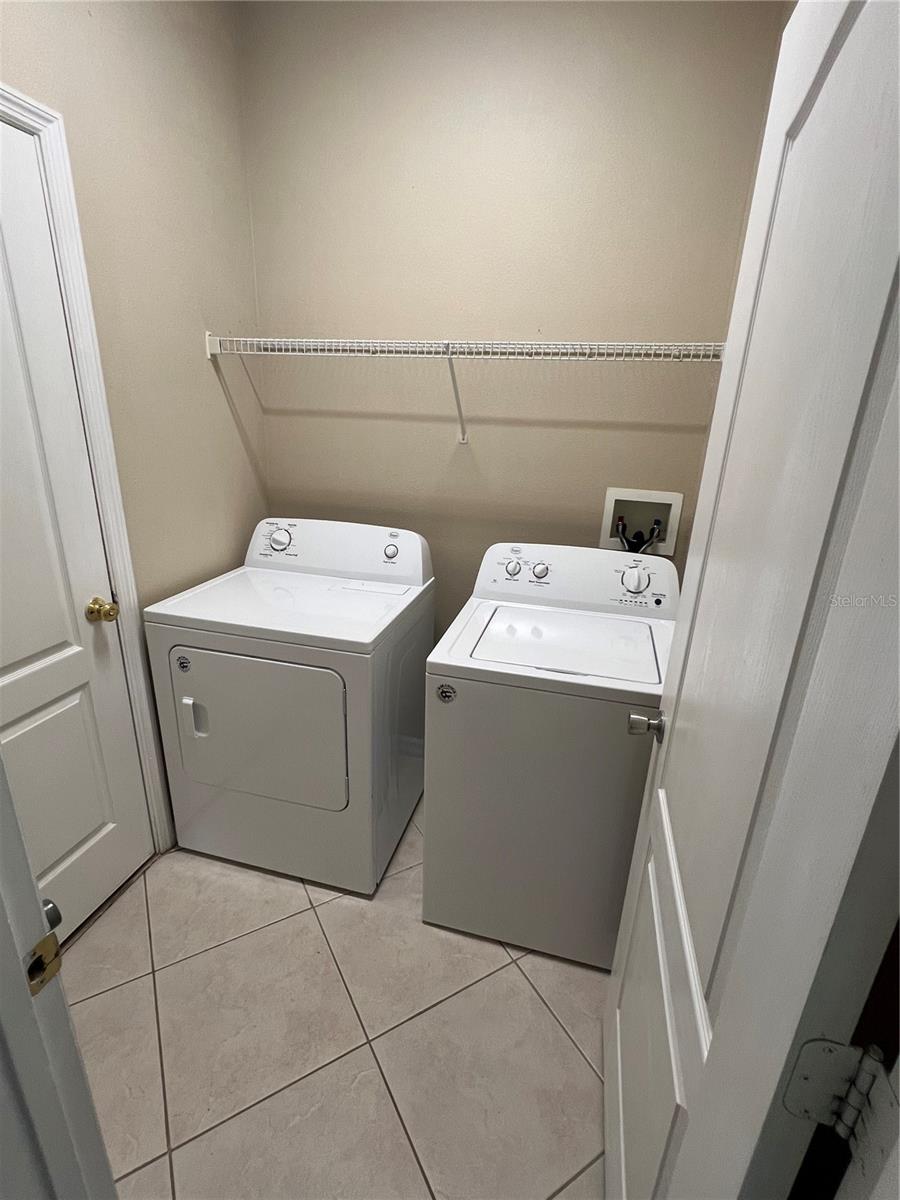 Image 21 of 22 For 400 Casting Court