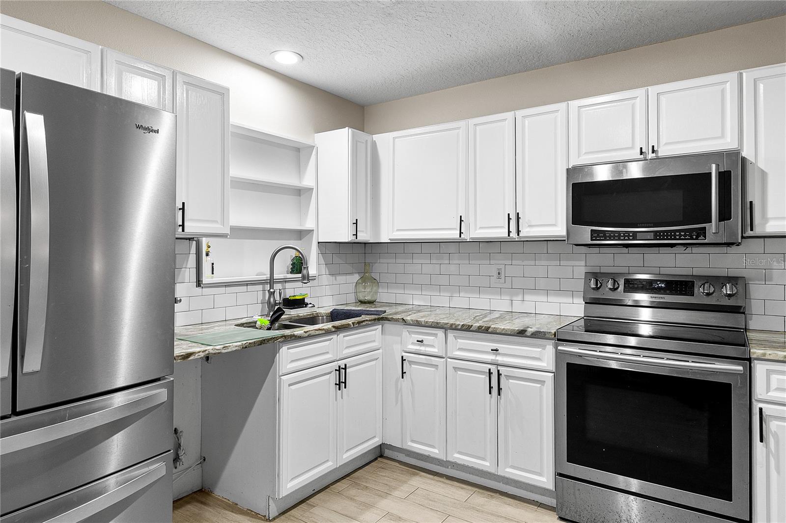 Image 18 of 45 For 1305 Fountainhead Drive