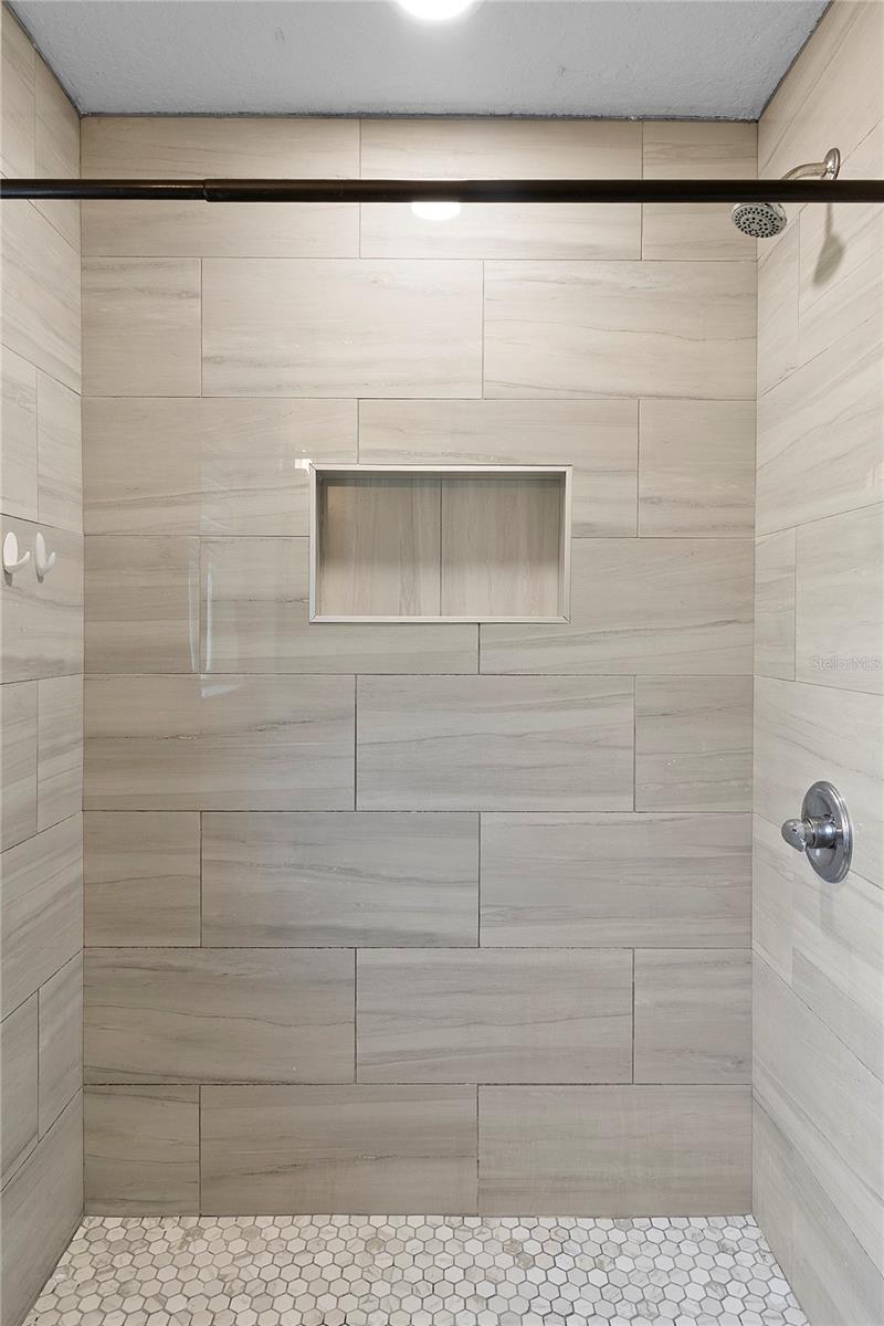 Image 31 of 45 For 1305 Fountainhead Drive