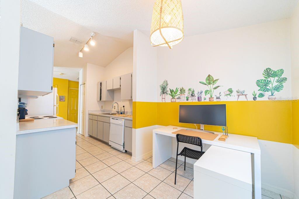 Image 11 of 24 For 1671 Judith Drive