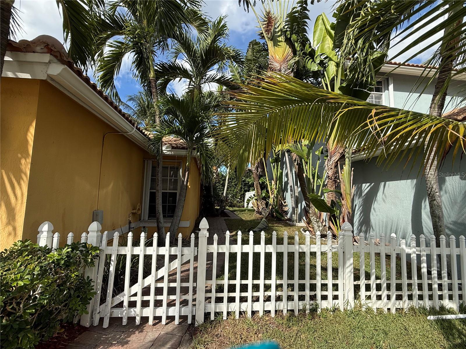 Image 2 of 17 For 3339 Blue Fin Drive