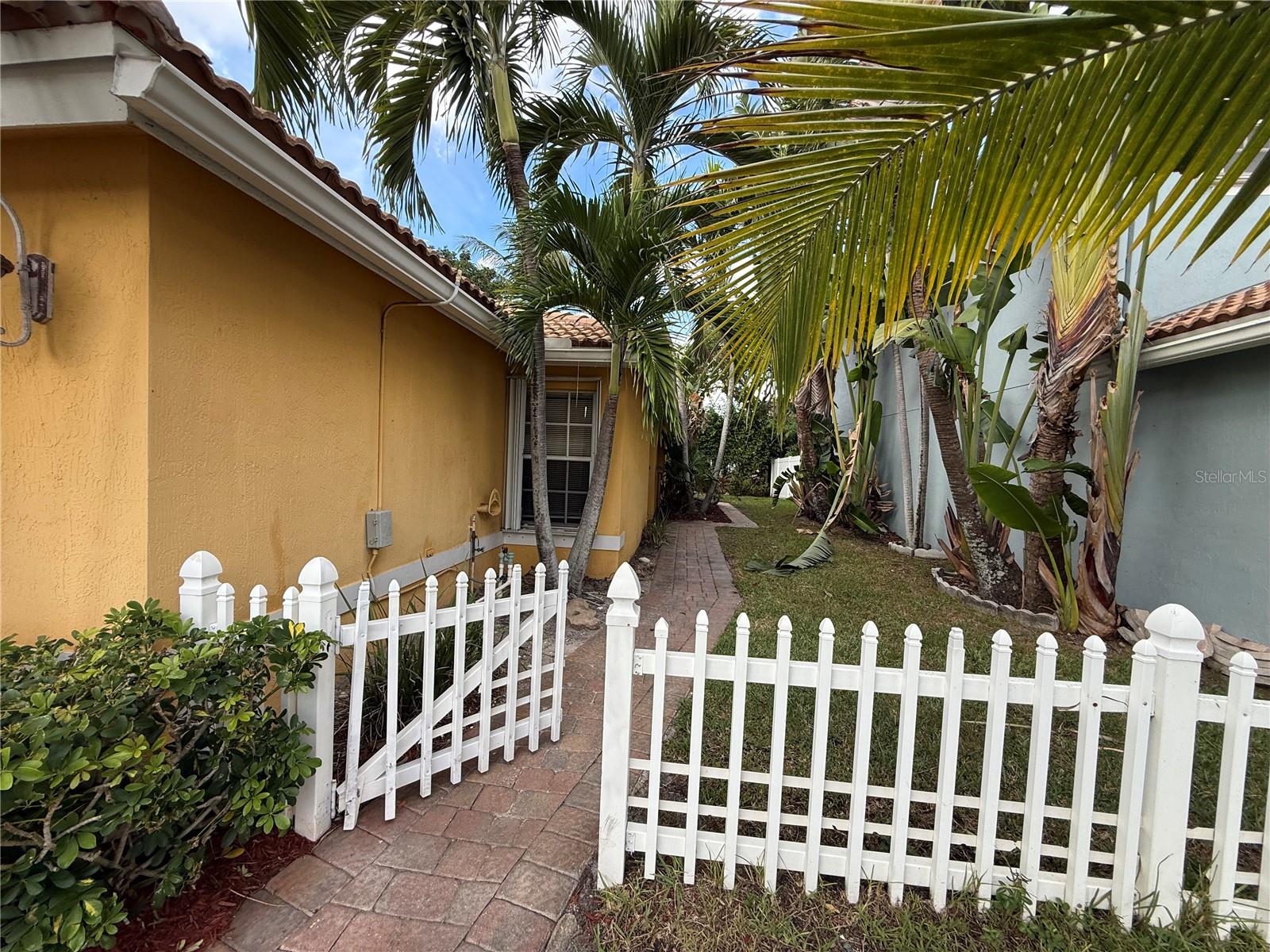 Image 3 of 17 For 3339 Blue Fin Drive