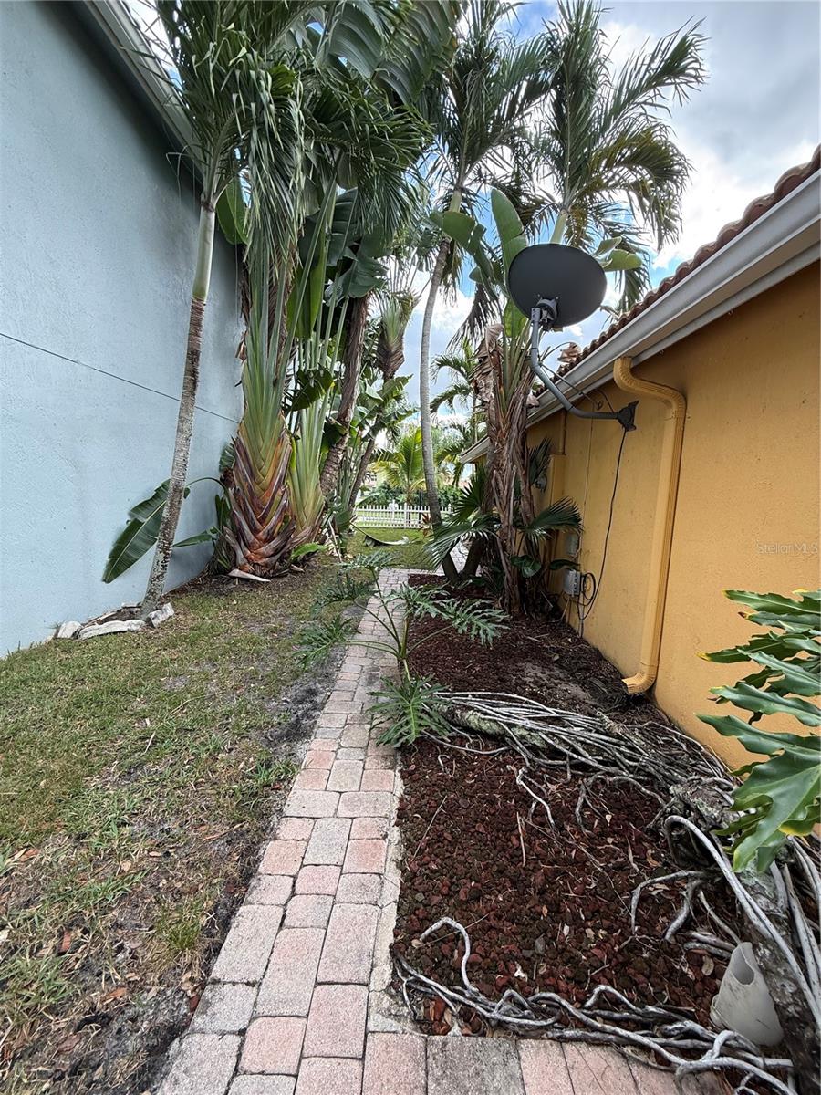 Image 7 of 17 For 3339 Blue Fin Drive