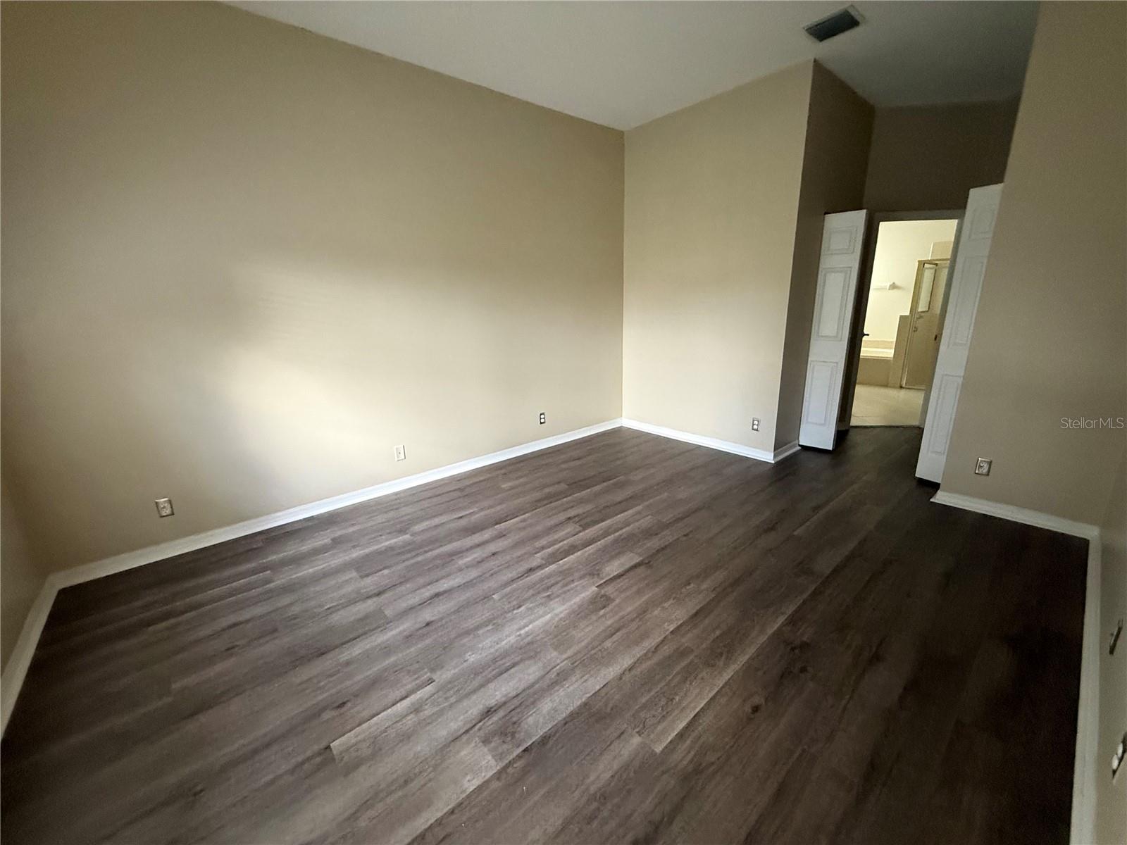 Image 5 of 12 For 3746 Old Lighthouse Circle