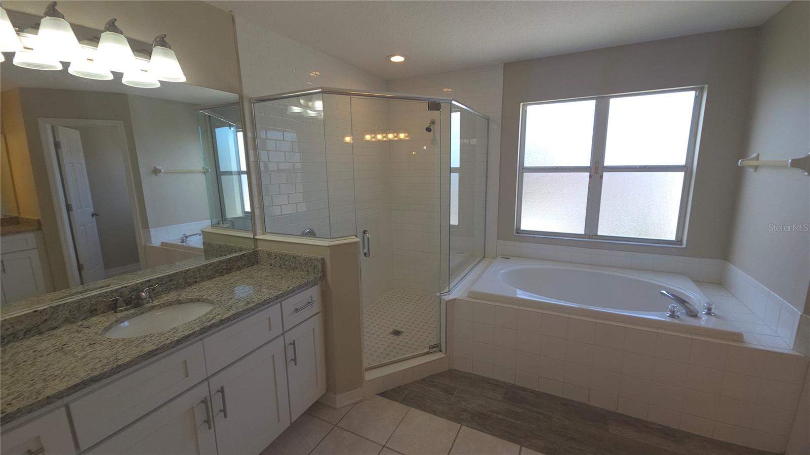 Image 9 of 15 For 27001 Arrowbrook Way