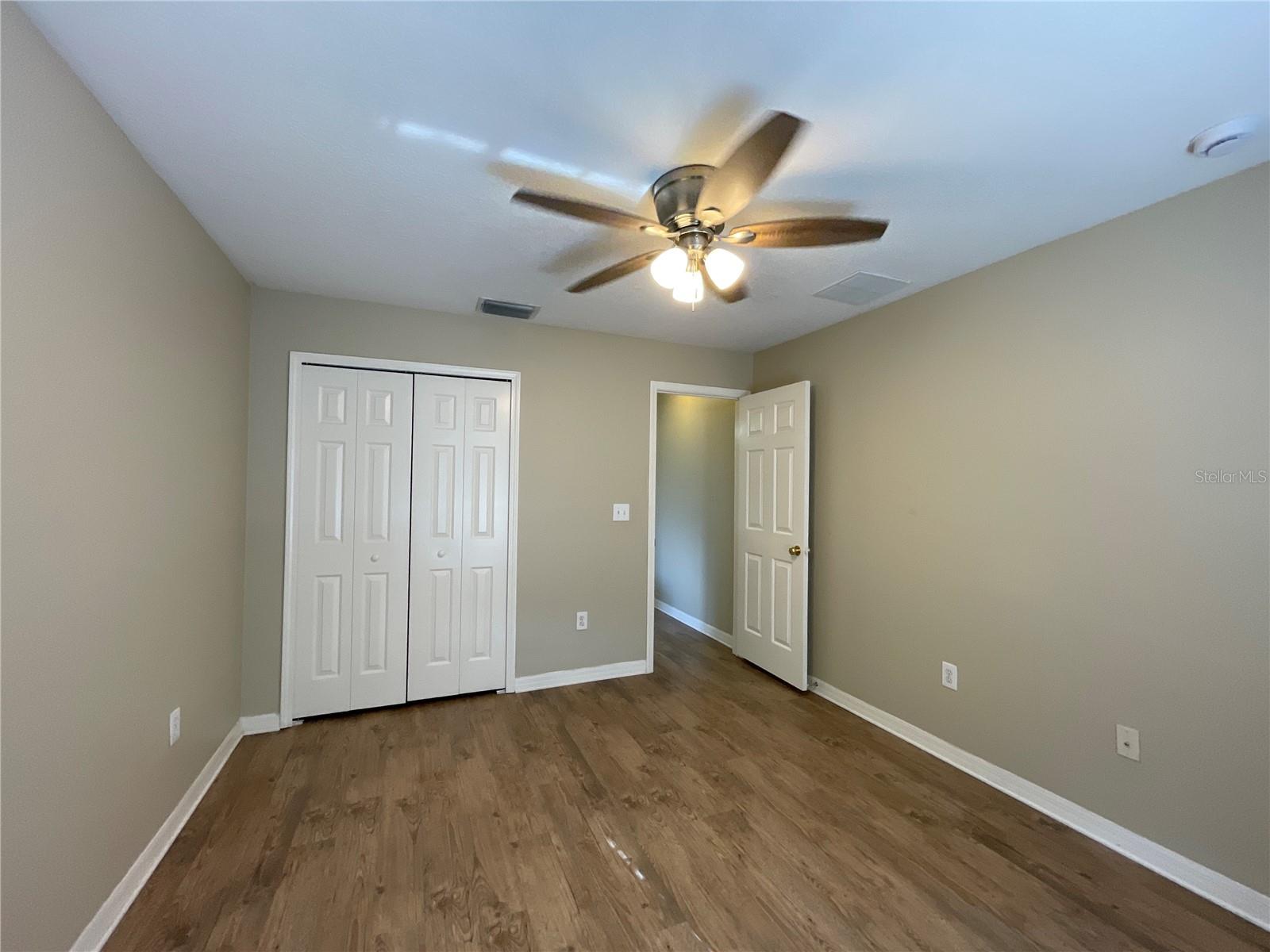 Listing photo id 5 for 31221 Tagus Loop