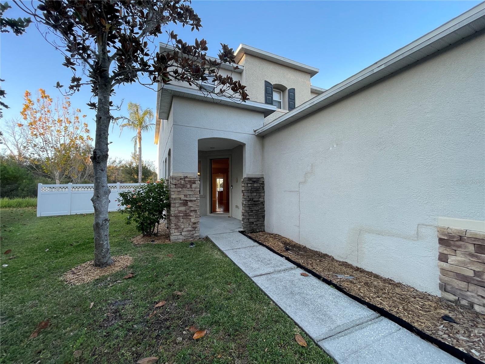 Image 3 of 19 For 3644 Peppervine Place