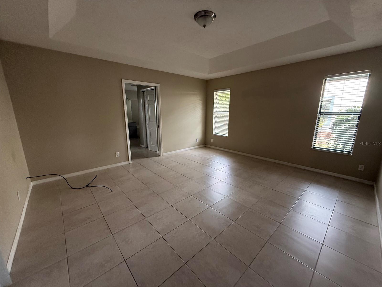 Image 11 of 21 For 13427 Kingsbury Drive