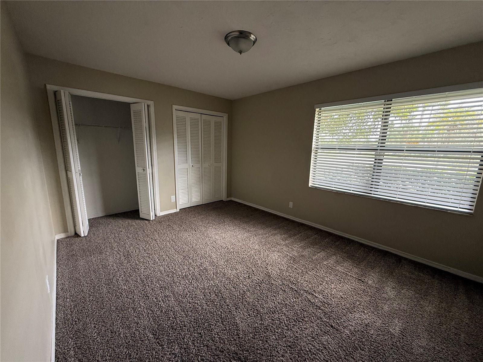 Image 8 of 21 For 13427 Kingsbury Drive