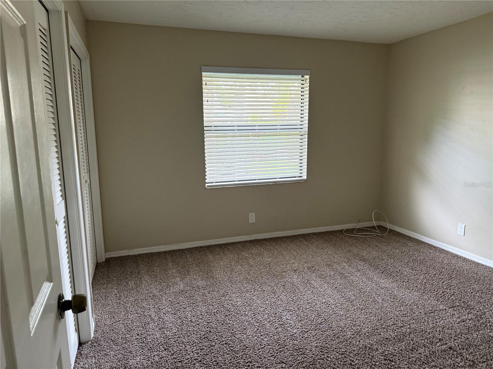 Image 9 of 21 For 13427 Kingsbury Drive